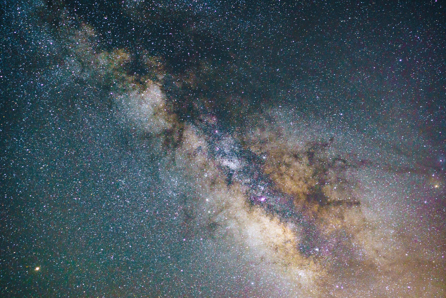 L’astrothérapie, une approche holistique de connaissance de soi
